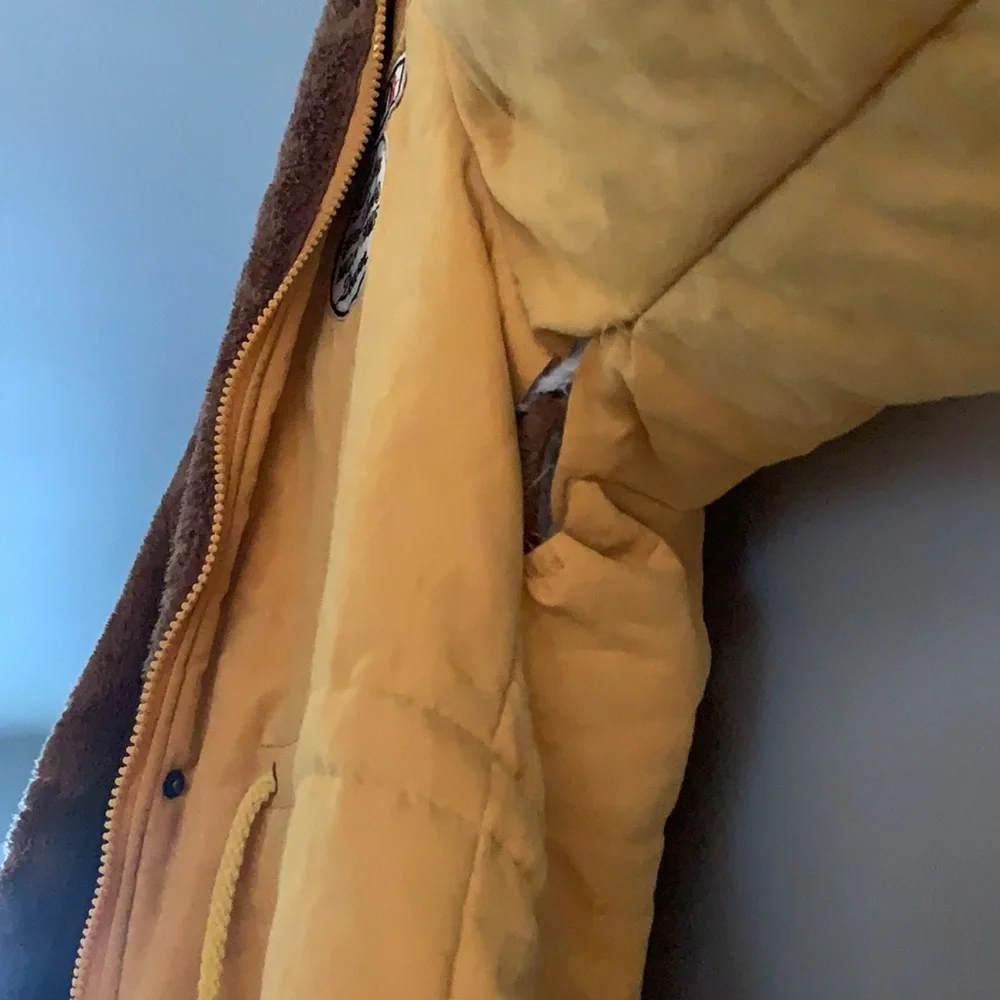 Cute Yellow Jacket - Picture 11 of 11
